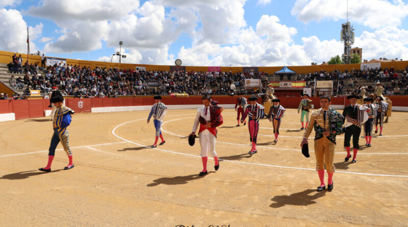 San Agustin, Dolores et Damian Castaño