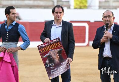Aire présente le cartel de sa corrida