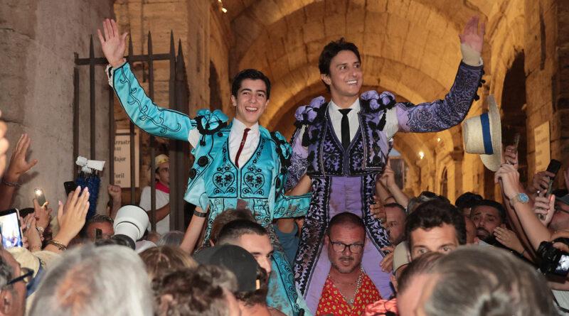 Arles : Roca Rey coupe un rabo lors d’une Goyesque sans mesure.